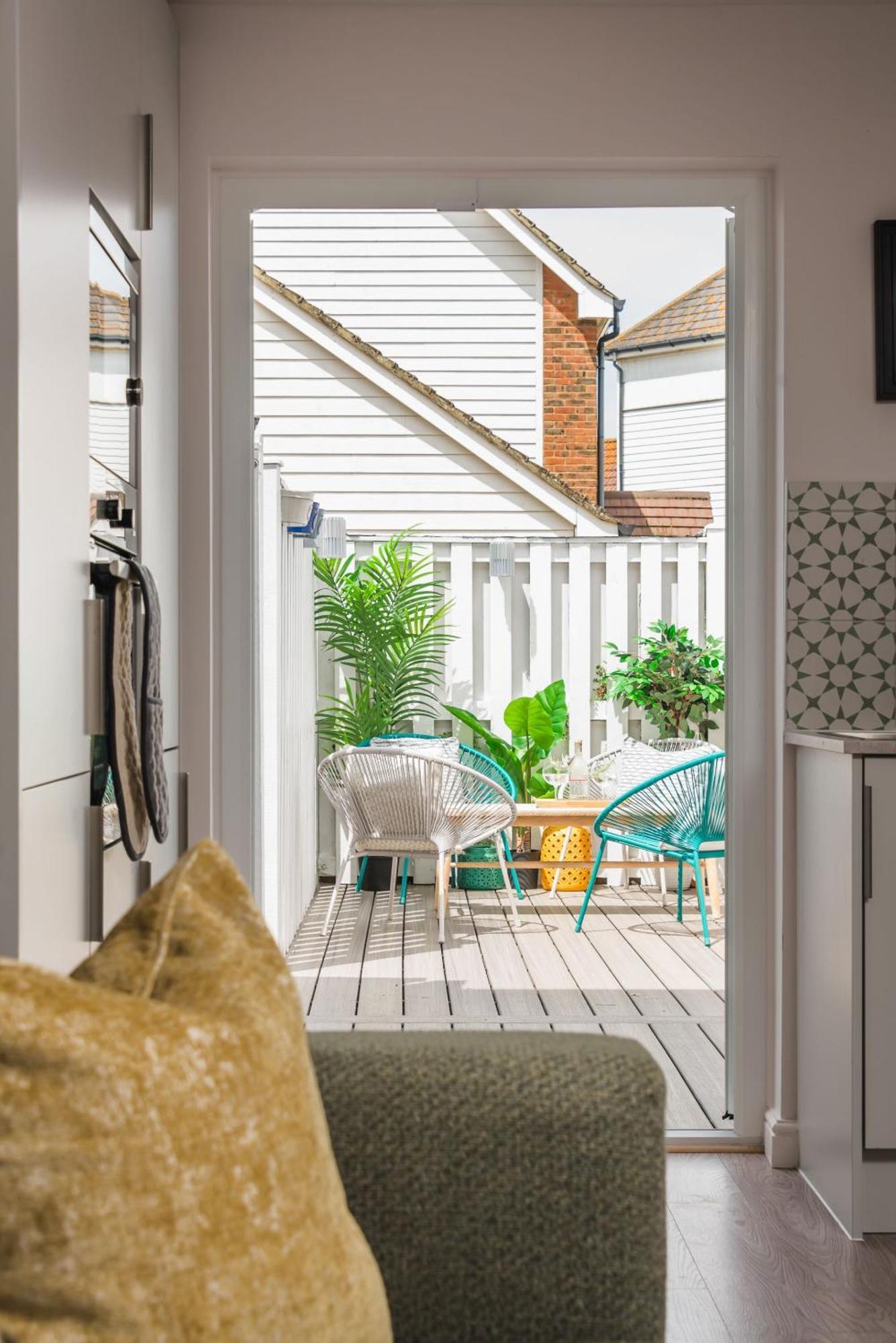 Tradewinds Villa Camber Ngoại thất bức ảnh